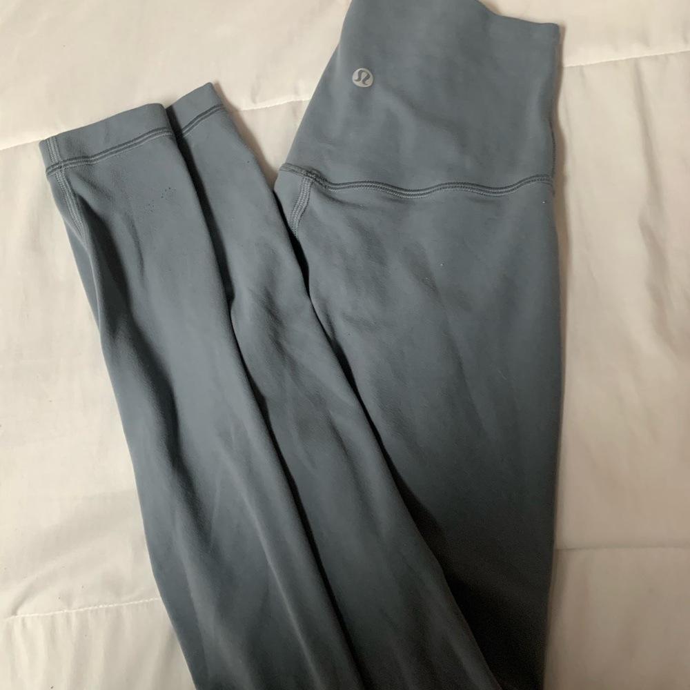 Lulu lemon Aligns